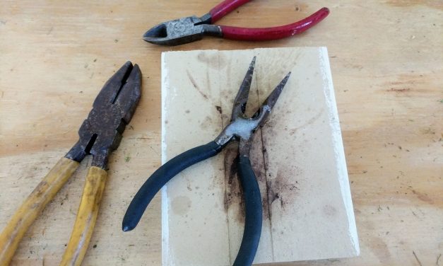 Freeing up old pliers